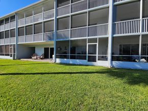 120 Lehane Terrace 109, North Palm Beach FL 33408