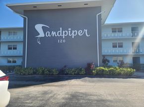 120 Lehane Terrace 109, North Palm Beach FL 33408