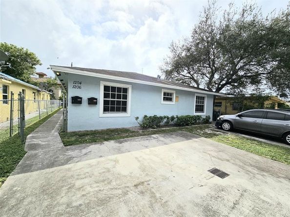 1204 NW 3rd St, Fort Lauderdale FL 33311