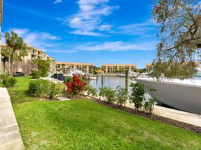 2501 Marina Isle Way 104, Jupiter FL 33477