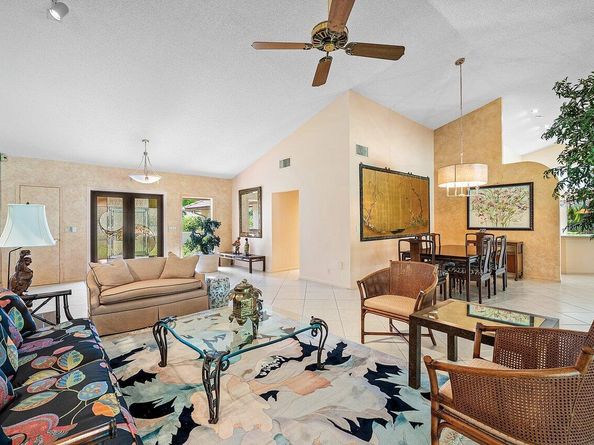 10215 Boca Woods Lane, Boca Raton FL 33428