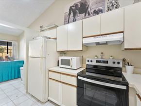 3100 NW 46th Street 203, Oakland Park FL 33309