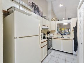 3100 NW 46th Street 203, Oakland Park FL 33309