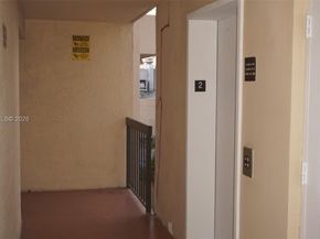 995 SW 84th Avenue 218, Miami FL 33144