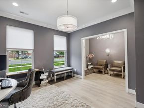 141 Center Street S 6, Vienna VA 22180