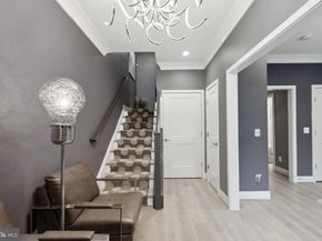 141 Center Street S 6, Vienna VA 22180