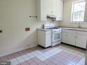 6226 Hasbrook Avenue, Philadelphia PA 19111