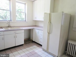 6226 Hasbrook Avenue, Philadelphia PA 19111