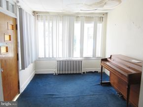 6226 Hasbrook Avenue, Philadelphia PA 19111