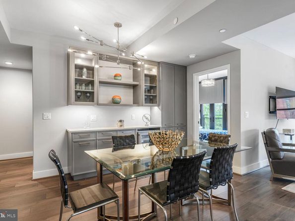 1300 4TH Street SE 214, Washington DC 20003