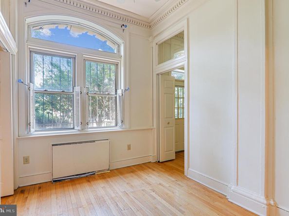 3060 16TH Street NW 110, Washington DC 20009