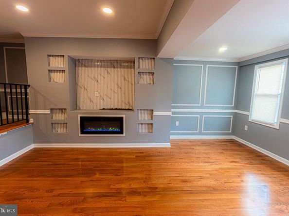 5221 Warrington Avenue, Philadelphia PA 19143
