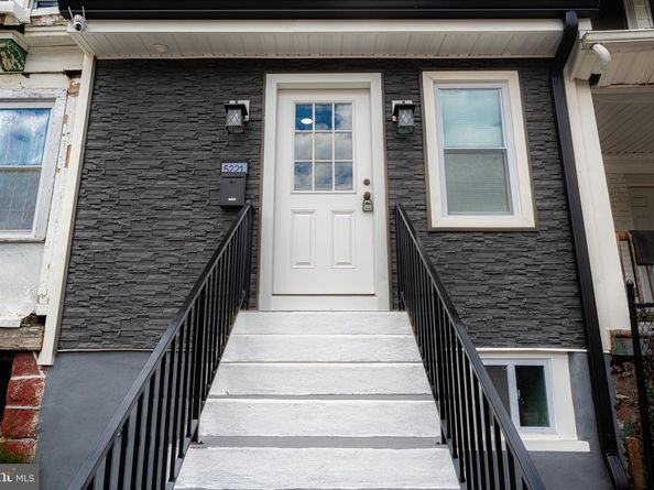 5221 Warrington Avenue, Philadelphia PA 19143