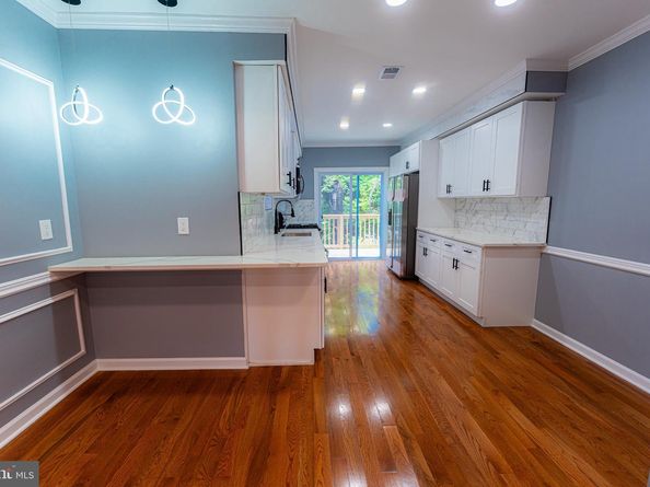 5221 Warrington Avenue, Philadelphia PA 19143