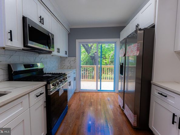 5221 Warrington Avenue, Philadelphia PA 19143