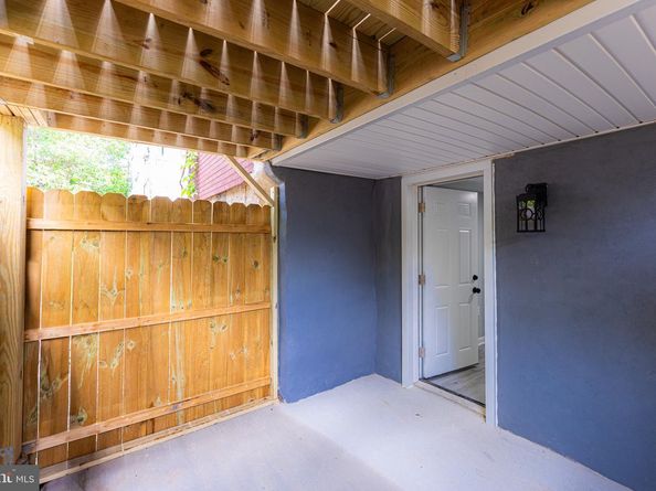 5221 Warrington Avenue, Philadelphia PA 19143