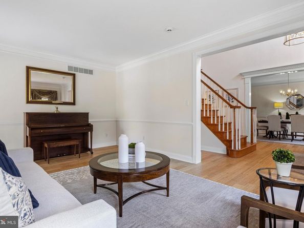 2063 White Horse Road, Berwyn PA 19312
