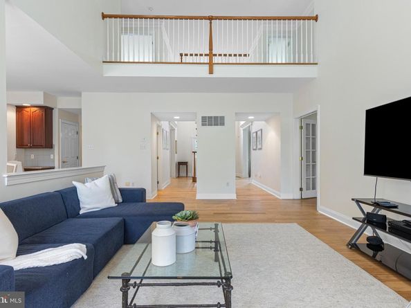 2063 White Horse Road, Berwyn PA 19312
