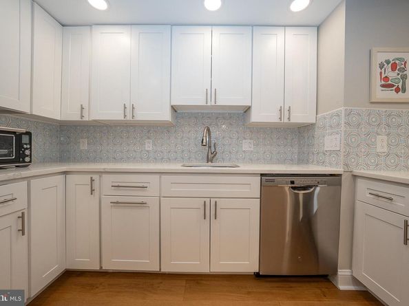 1919 Chestnut Street 523524, Philadelphia PA 19103