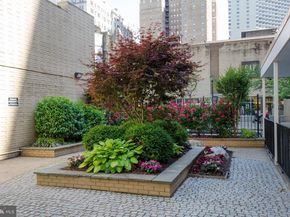 1919 Chestnut Street 523524, Philadelphia PA 19103