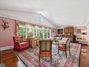 320 1/2 Mansion Drive, Alexandria VA 22302