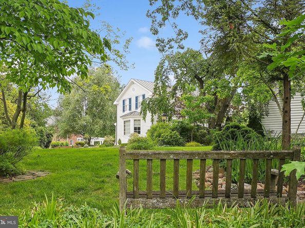 320 1/2 Mansion Drive, Alexandria VA 22302