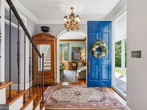 320 1/2 Mansion Drive, Alexandria VA 22302