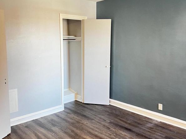 8221 Forrest Avenue, Philadelphia PA 19150