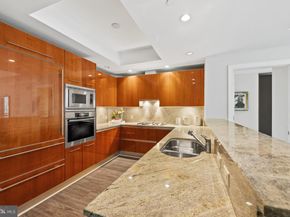 1881 N Nash Street 607, Arlington VA 22209