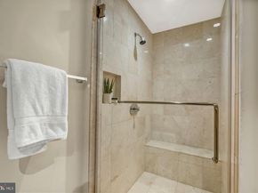 1881 N Nash Street 607, Arlington VA 22209