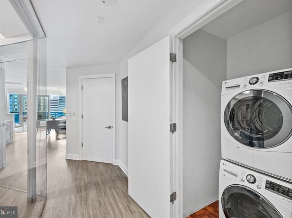 1881 N Nash Street 607, Arlington VA 22209