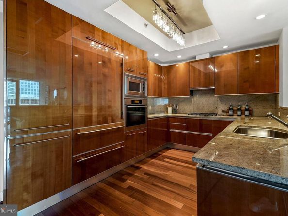 1881 N Nash Street 607, Arlington VA 22209