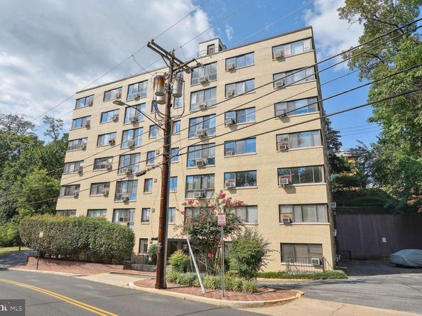 3901 Tunlaw Road NW 502, Washington DC 20007