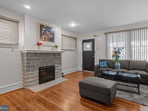 841 E Rittenhouse Street, Philadelphia PA 19138