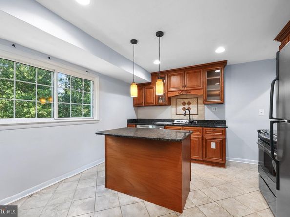 7044 Cindy Lane, Annandale VA 22003