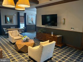 12925 Centre Park Circle 101, Herndon VA 20171
