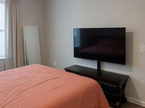 12925 Centre Park Circle 101, Herndon VA 20171