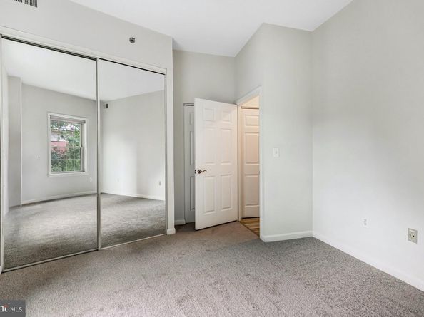 2121 Jamieson Avenue 401, Alexandria VA 22314
