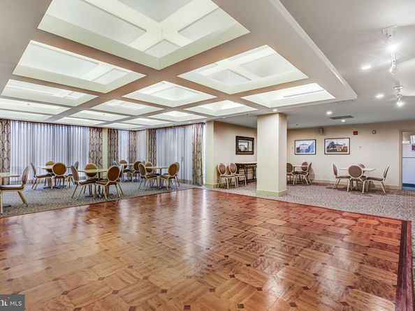2121 Jamieson Avenue 401, Alexandria VA 22314