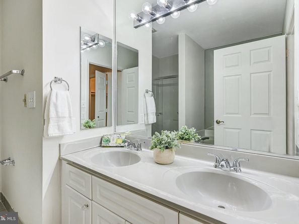 2121 Jamieson Avenue 401, Alexandria VA 22314