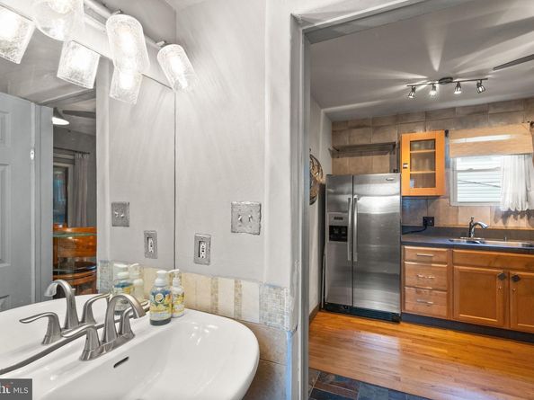 2515 17TH Street NE, Washington DC 20018