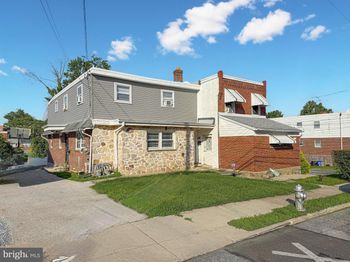 131-133 Saint Charles Street