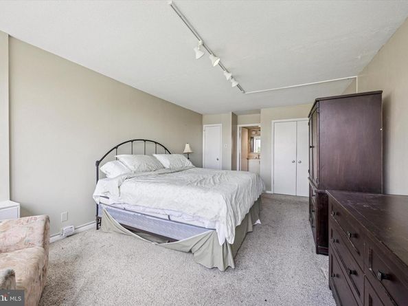 1001 City Avenue W912, Wynnewood PA 19096