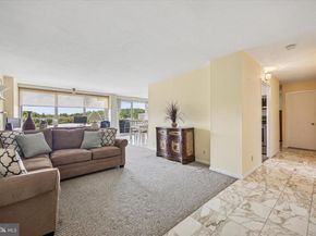 1001 City Avenue W912, Wynnewood PA 19096