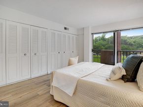 1300 Army Navy Drive 124, Arlington VA 22202