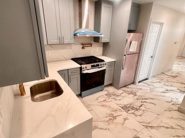 205 W Wishart Street, Philadelphia PA 19133