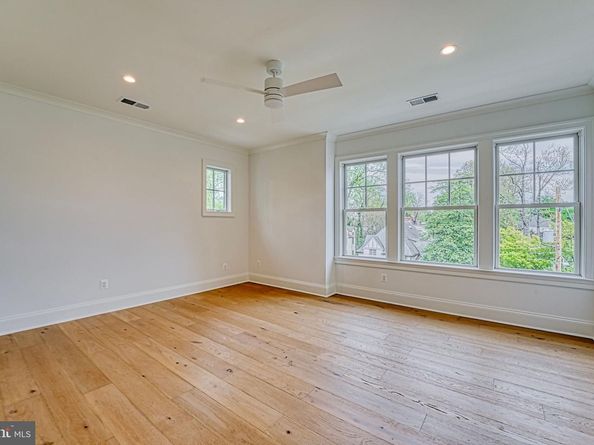 4740 34TH Road N, Arlington VA 22207