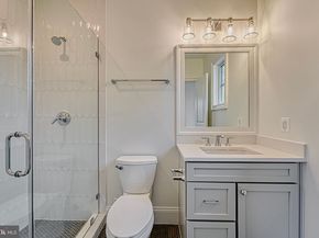 4740 34TH Road N, Arlington VA 22207
