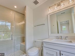 4740 34TH Road N, Arlington VA 22207