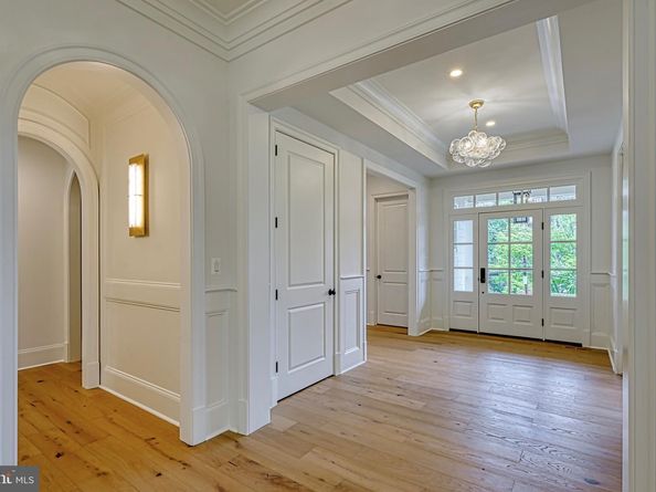 4740 34TH Road N, Arlington VA 22207